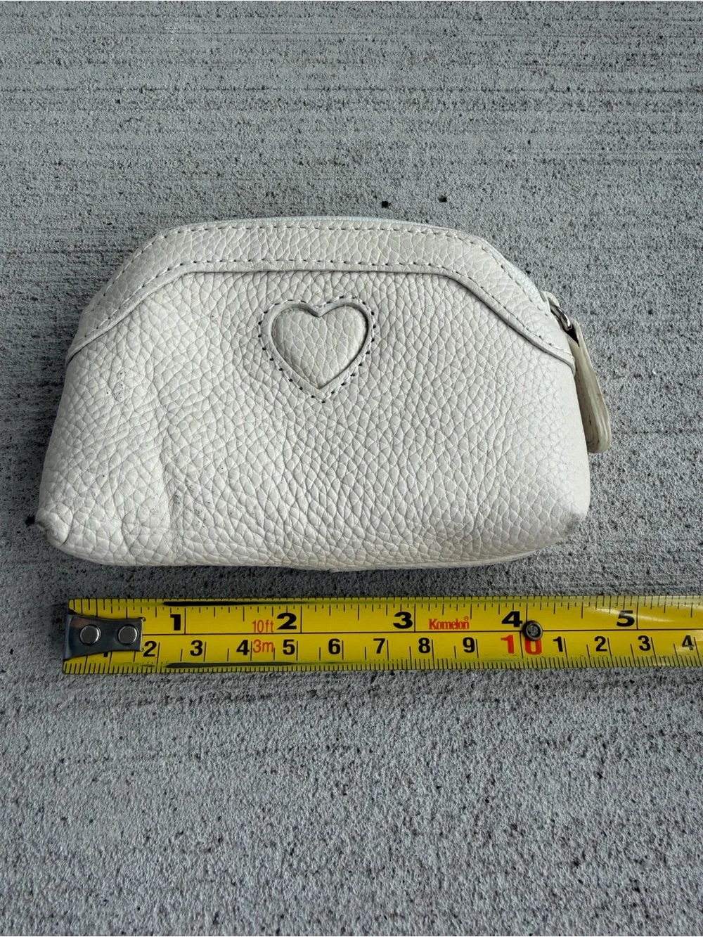 Vintage Brighton White Genuine Leather Coin Purse Heart Zip Wallet Change Pouch